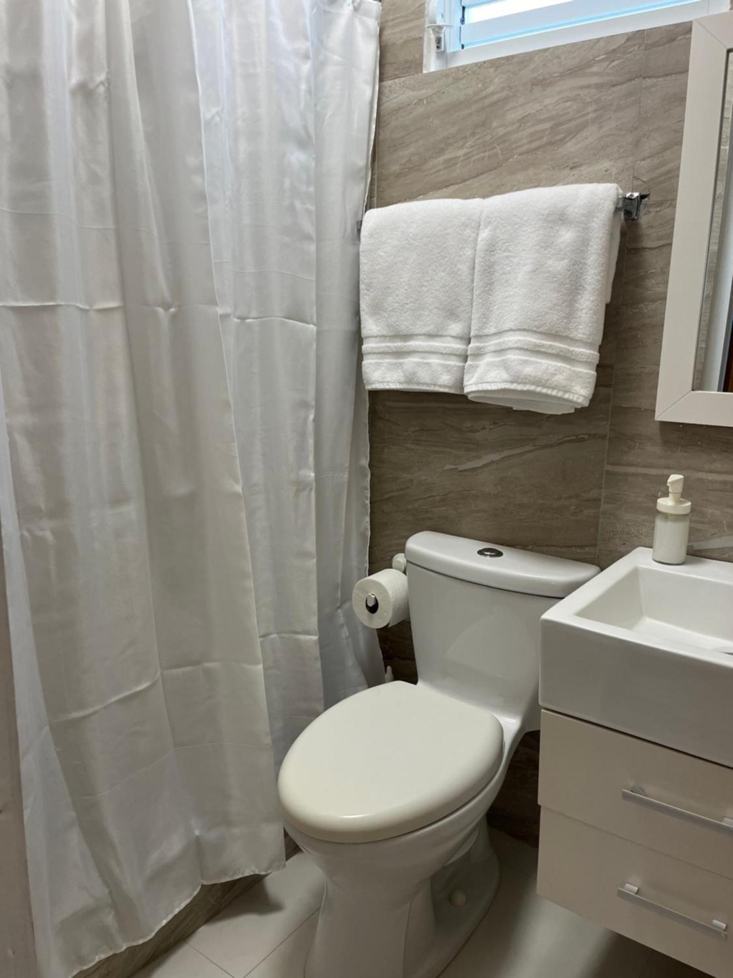 Posada Centric Studio Isla Verde San Juan Zewnętrze zdjęcie
